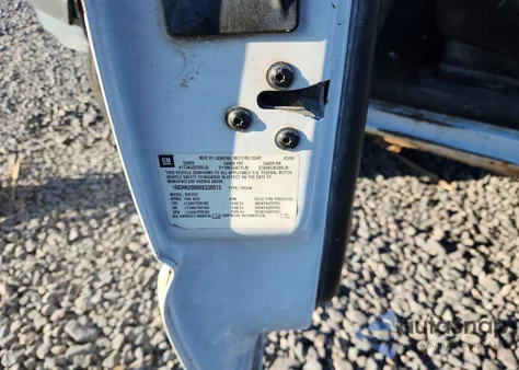 2006 Chevrolet Silverado K2500 Heavy Duty z USA, uszkodzony, nr VIN 1GCHK29D86E238513